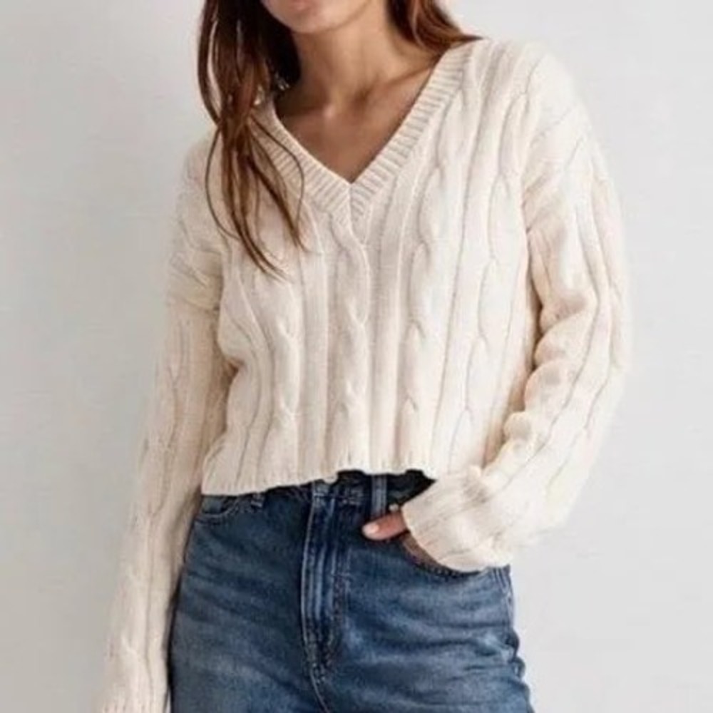 Known Supply Organic Cotton Cable Knit V-Neck Cropped Sweater Cream White S